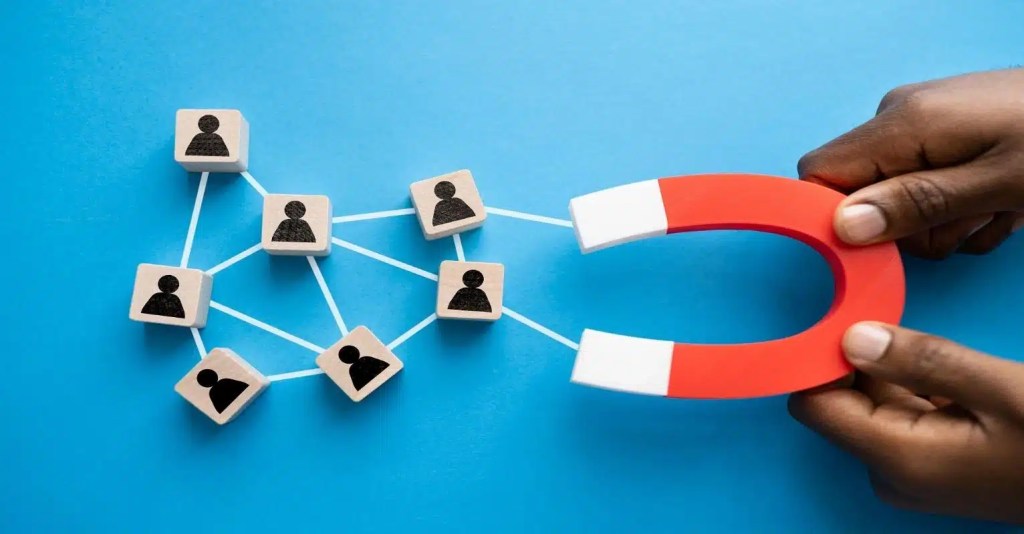 Image: "Steps to create a robust social media strategy. Enhancing Customer Retention."